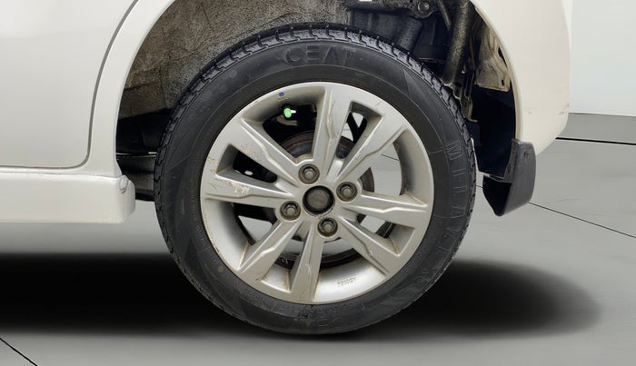 2014 Maruti Wagon R Stingray VXI, Petrol, Manual, 38,624 km, Left Rear Wheel