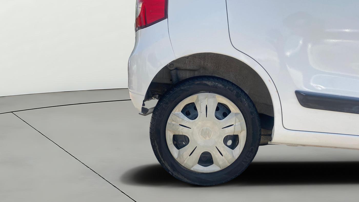 2017 Maruti Wagon R 1.0 VXI AMT, Petrol, Automatic, 66,893 km, Right Rear Wheel