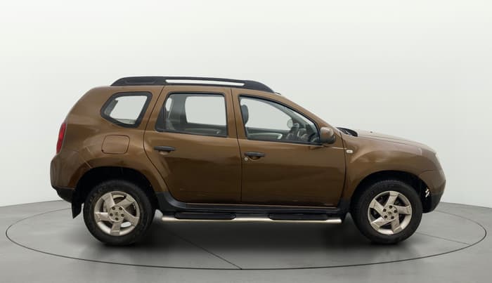 2014 Renault Duster 85 PS RXL DIESEL, Diesel, Manual, 1,08,569 km, Right Side View