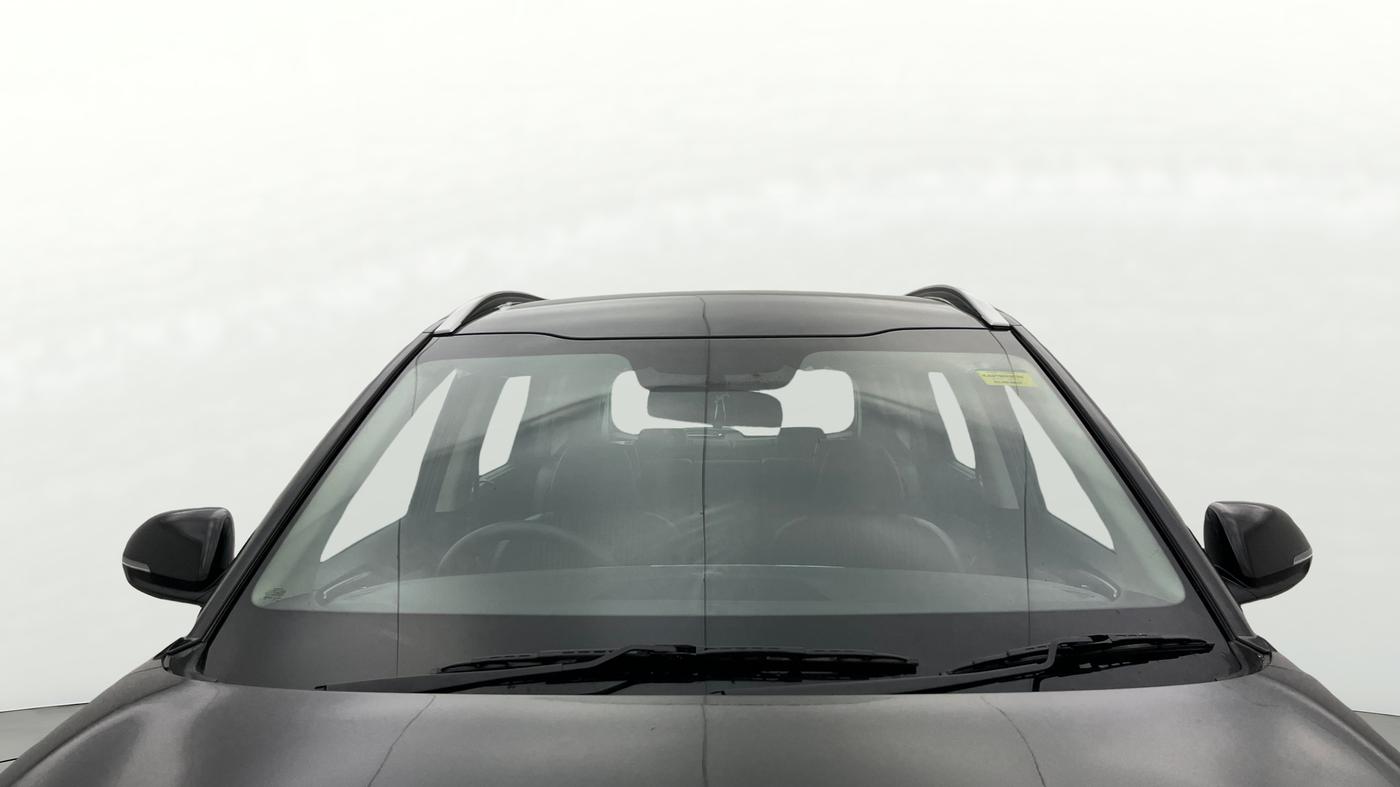 2023 KIA CARENS PRESTIGE PLUS 1.5 IMT DIESEL 7 STR, Diesel, Manual, 20,568 km, Front Windshield