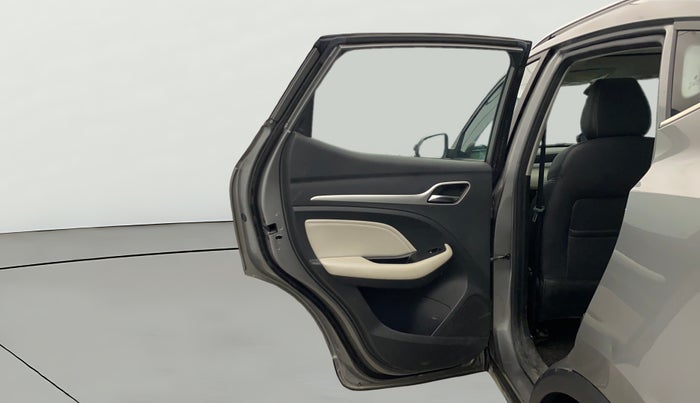 2022 MG ASTOR SHARP 1.5 CVT, Petrol, Automatic, 20,971 km, LHS Rear Door