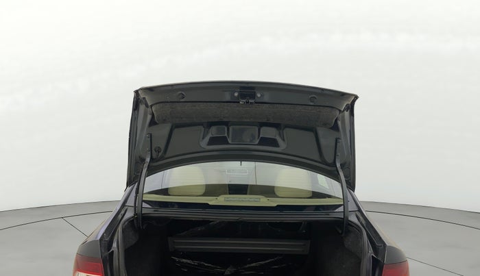 2018 Skoda Rapid STYLE 1.6 MPI AT, Petrol, Automatic, 74,971 km, Boot Door Open