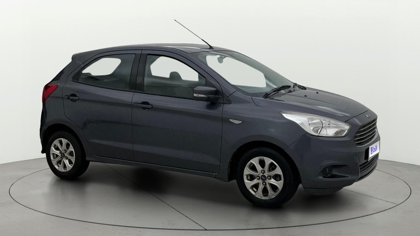 2016 Ford New Figo TITANIUM 1.2 PETROL MT, Petrol, Manual, 27,204 km, SRP