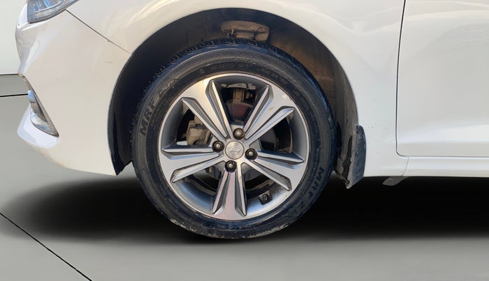 2017 Hyundai Verna 1.6 VTVT SX (O) AT, Petrol, Automatic, 43,429 km, Left Front Wheel