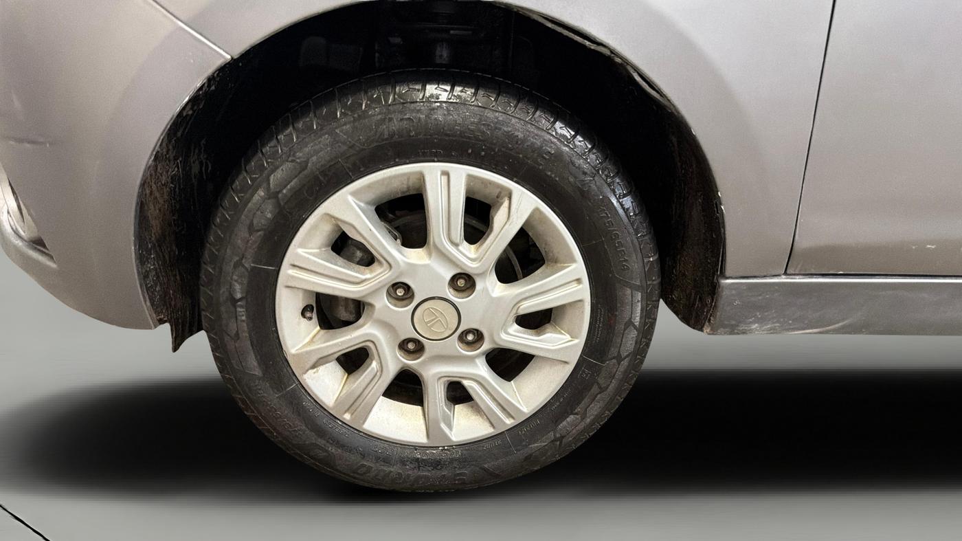 2018 Tata Tiago XZA PETROL, Petrol, Automatic, 38,100 km, Left Front Wheel