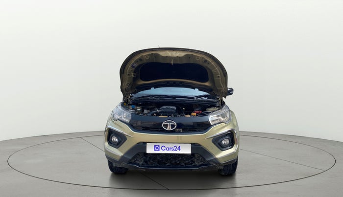2022 Tata NEXON XZ PLUS (PREMIUM) KAZIRANGA PETROL, CNG, Manual, 97,980 km, Open Bonet
