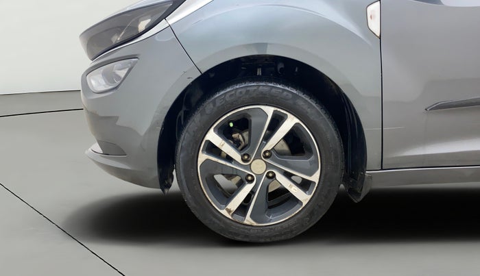 2023 Tata ALTROZ XZA + SUNROOF, Petrol, Automatic, 37,338 km, Left Front Wheel