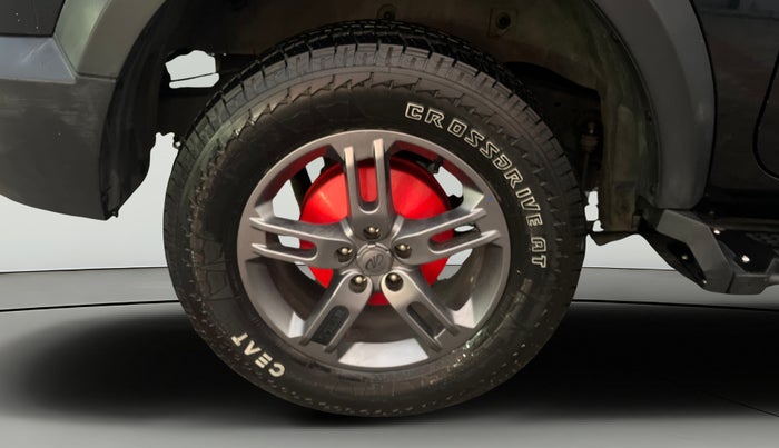 2022 Mahindra Thar LX PETROL HT 4WD AT, Petrol, Automatic, 18,289 km, Right Rear Wheel