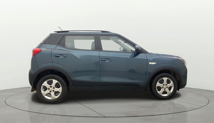 2023 Mahindra XUV300 W6 1.5 DIESEL AMT, Diesel, Automatic, 24,240 km, Right Side View