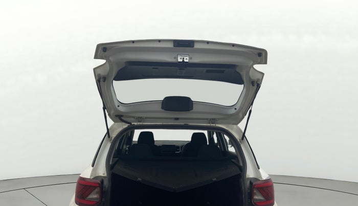 2021 Hyundai VENUE S 1.2, Petrol, Manual, 44,718 km, Boot Door Open