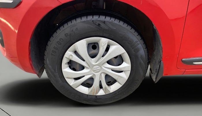 2018 Maruti Swift VDI, Diesel, Manual, 1,00,916 km, Left Front Wheel