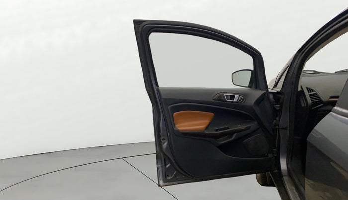 2019 Ford Ecosport TITANIUM 1.5L DIESEL, Diesel, Manual, 1,35,058 km, LHS Front Door