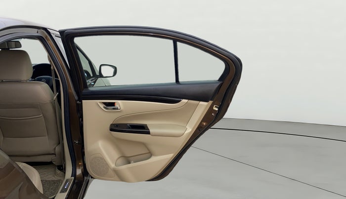 2016 Maruti Ciaz ZXI+, Petrol, Manual, 84,334 km, RHS Rear Door