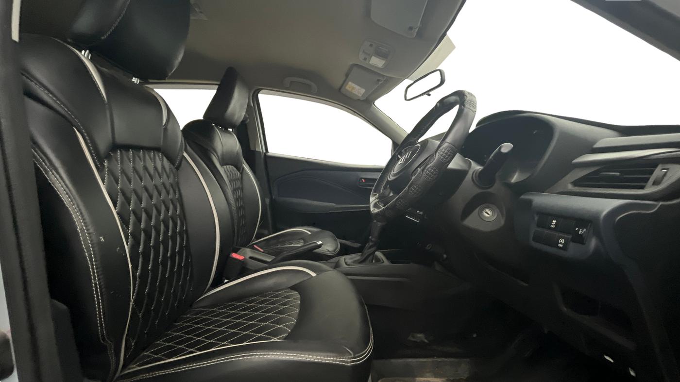 2025 Maruti Baleno DELTA PETROL 1.2, Petrol, Manual, 17,235 km, Right Side Front Door Cabin