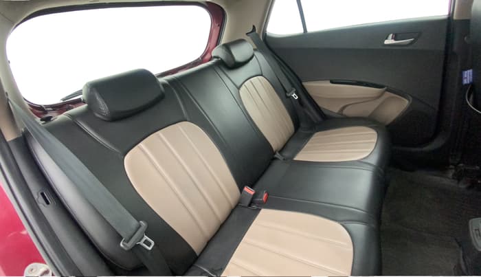 2016 Hyundai Grand i10 ASTA 1.1 CRDI, Diesel, Manual, 91,038 km, Right Side Rear Door Cabin