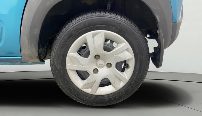 2022 Renault Kwid RXT 1.0 AMT, Petrol, Automatic, 36,428 km, Left Rear Wheel