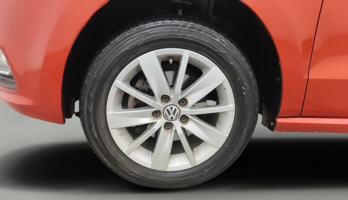 2014 Volkswagen Polo HIGHLINE1.2L, Petrol, Manual, 84,462 km, Left Front Wheel