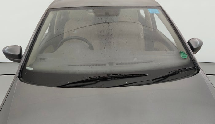 2014 Volkswagen Vento HIGHLINE PETROL AT, Petrol, Automatic, 98,542 km, Front Windshield