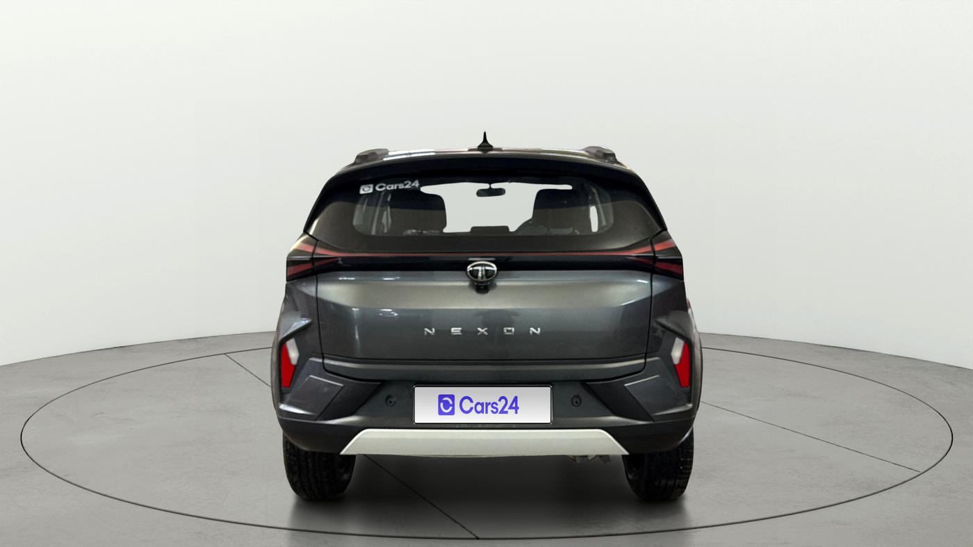 2025 Tata NEXON CREATIVE 1.2 REVOTRON 6MT, Petrol, Manual, 3,220 km, Back/Rear