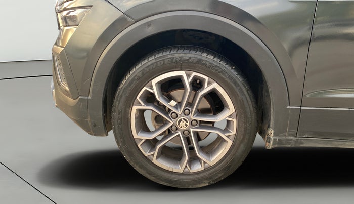 2021 Skoda KUSHAQ STYLE 1.0L TSI MT, Petrol, Manual, 1,20,694 km, Left Front Wheel