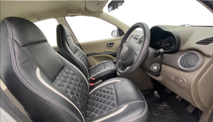 2016 Hyundai i10 SPORTZ 1.1, Petrol, Manual, 53,551 km, Right Side Front Door Cabin