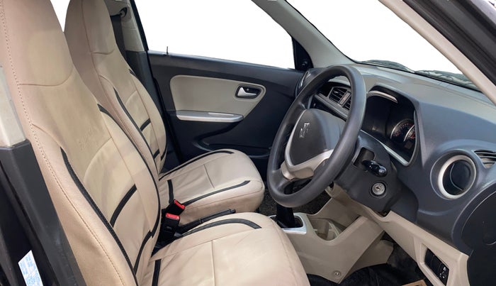 2018 Maruti Alto K10 VXI, Petrol, Manual, 87,853 km, Right Side Front Door Cabin