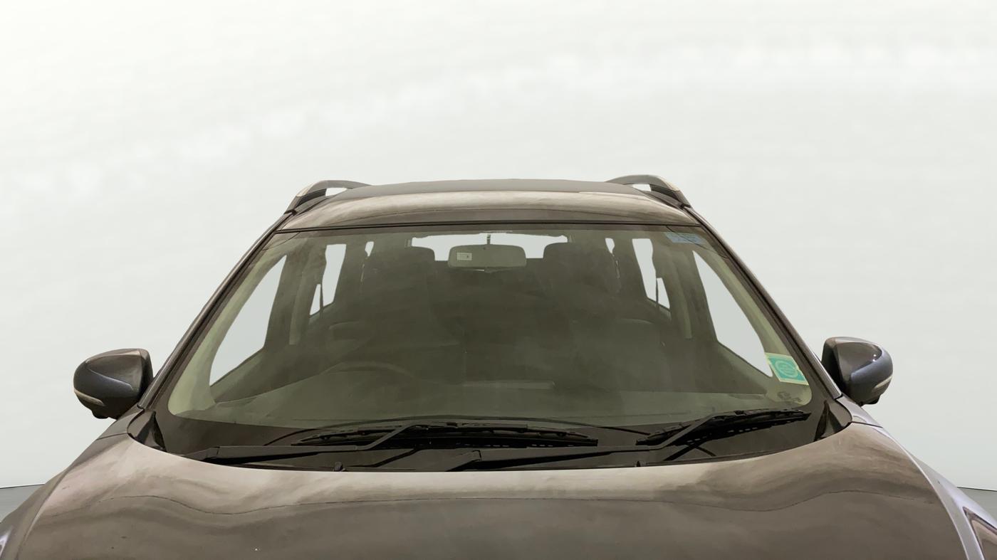 2025 Maruti XL6 ALPHA AT, Petrol, Automatic, 19,583 km, Front Windshield
