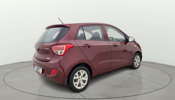 2016 Hyundai Grand i10 MAGNA 1.2 KAPPA VTVT, Petrol, Manual, 67,303 km, Right Back Diagonal