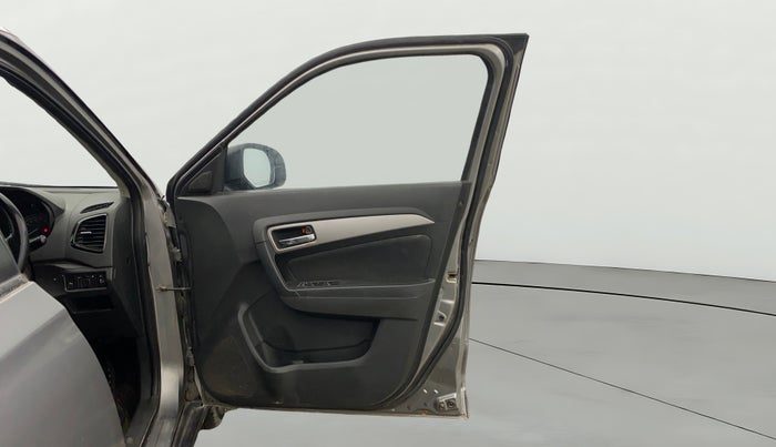 2017 Maruti Vitara Brezza ZDI, Diesel, Manual, 92,036 km, RHS Front Door