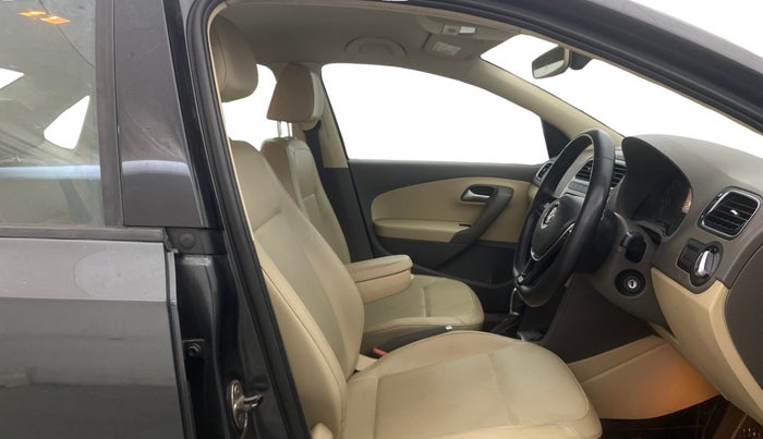 2017 Volkswagen Vento HIGHLINE PLUS 1.2 AT 16 ALLOY, Petrol, Automatic, 78,846 km, Right Side Front Door Cabin