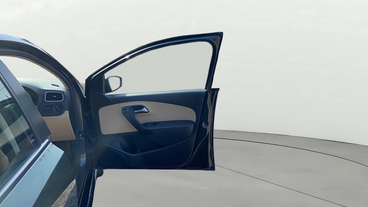 2018 Volkswagen Ameo HIGHLINE PLUS 1.5L AT 16 ALLOY, Diesel, Automatic, 87,218 km, RHS Front Door