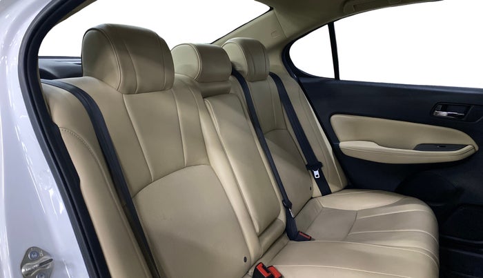 2023 Honda City 1.5L I-VTEC ZX CVT, Petrol, Automatic, 84,900 km, Right Side Rear Door Cabin