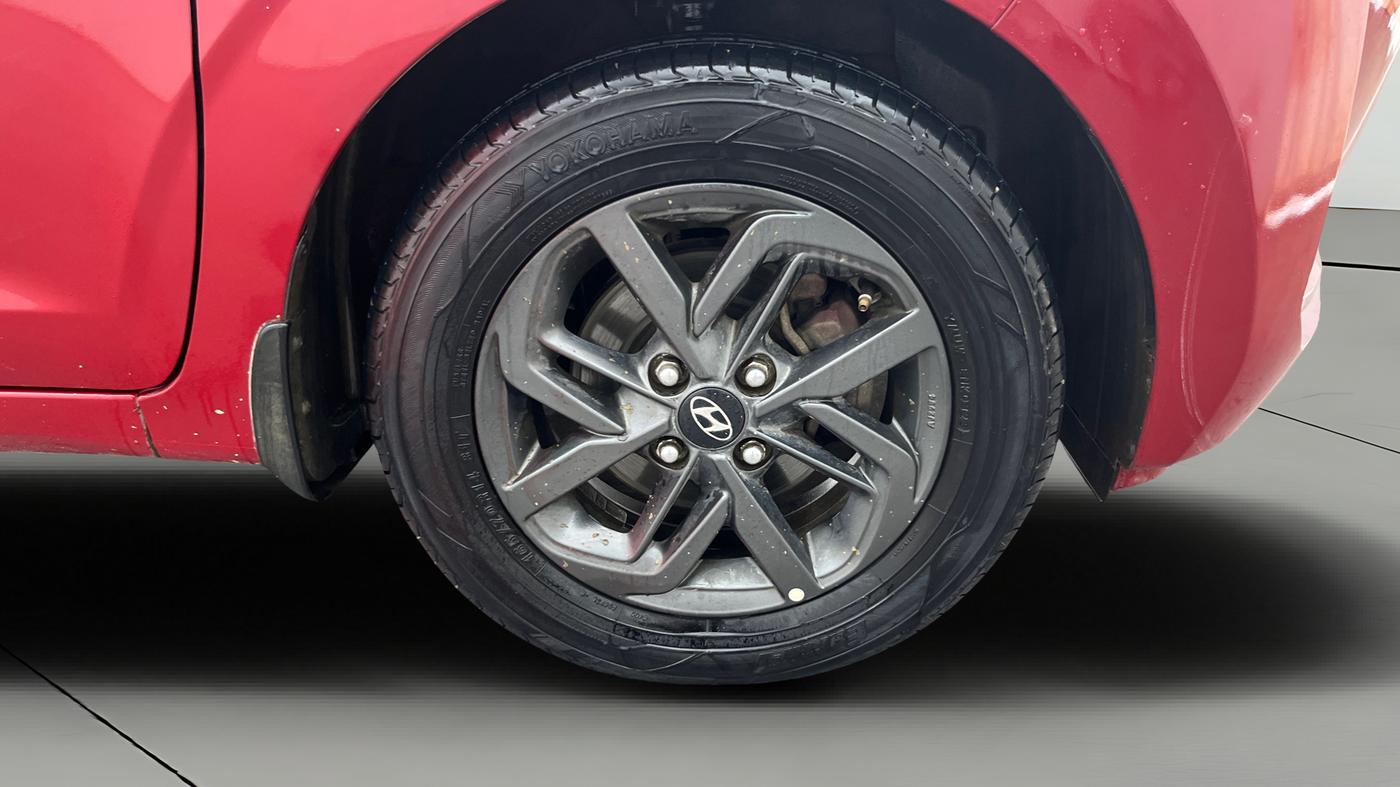 2020 Hyundai GRAND I10 NIOS SPORTZ AMT 1.2 KAPPA VTVT, Petrol, Automatic, 64,243 km, Right Front Wheel