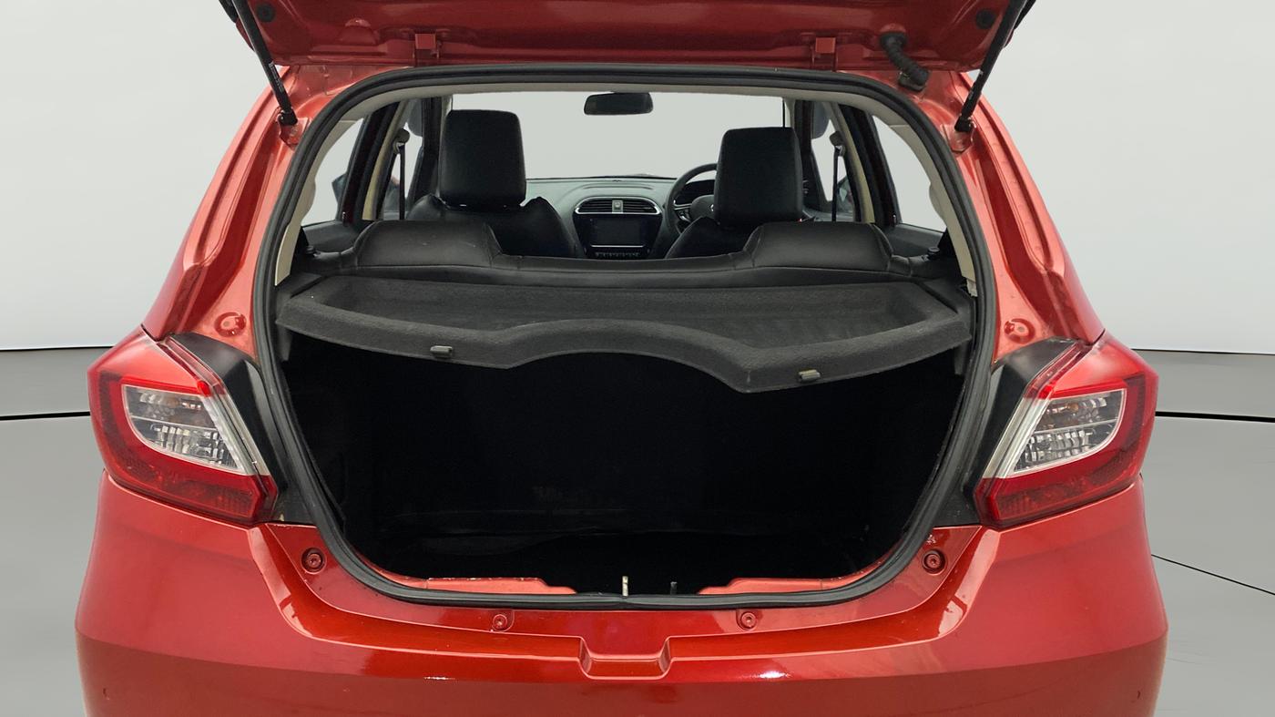 2019 Tata Tiago XZ PLUS PETROL, Petrol, Manual, 33,048 km, Boot Open Zoomed View
