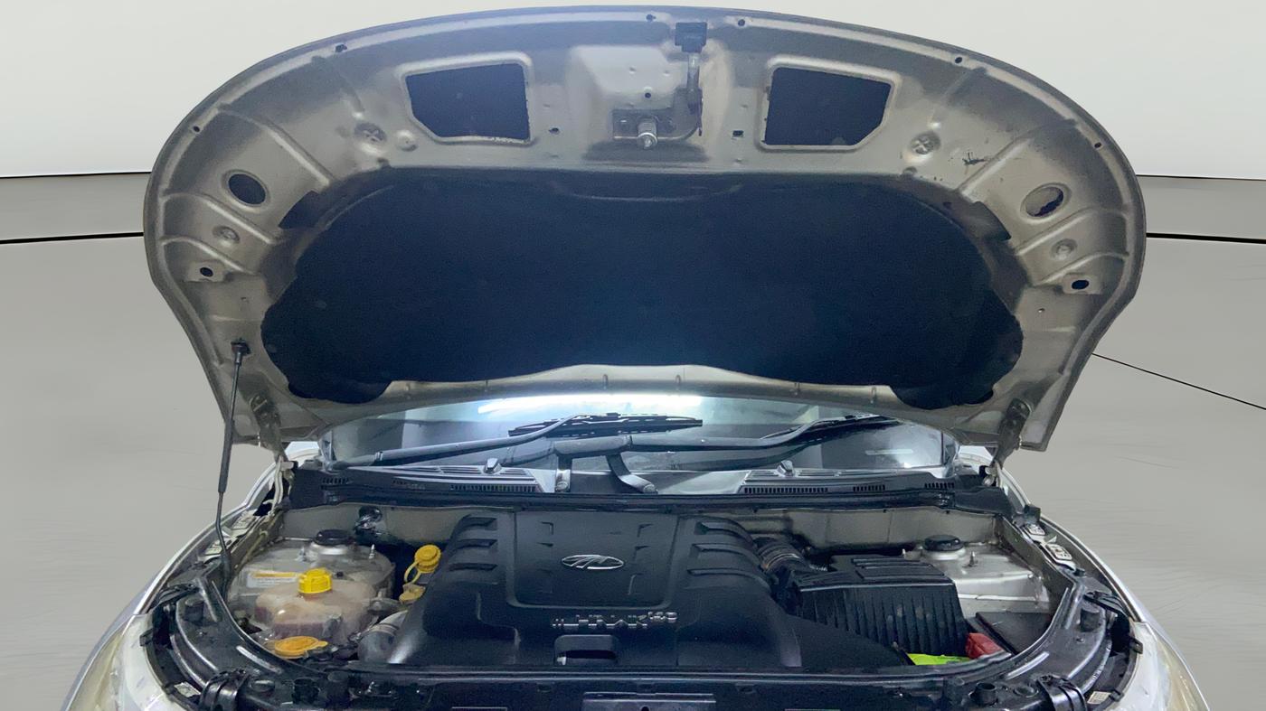 2017 Mahindra XUV500 W6, Diesel, Manual, 94,939 km, Open Bonet