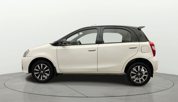 2019 Toyota Etios Liva V DUAL TONE, Petrol, Manual, 35,718 km, Left Side