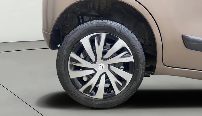 2018 Maruti Wagon R 1.0 VXI (O) AMT, Petrol, Automatic, 89,082 km, Right Rear Wheel