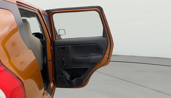 2021 Maruti New Wagon-R LXI CNG 1.0, CNG, Manual, 1,08,042 km, RHS Rear Door