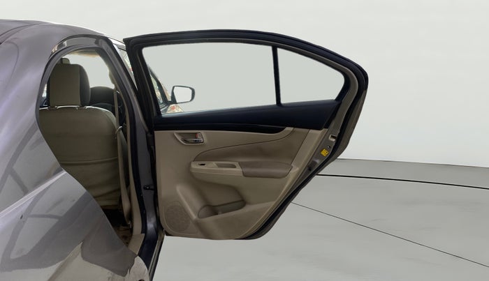 2016 Maruti Ciaz ZXI, Petrol, Manual, 50,963 km, RHS Rear Door