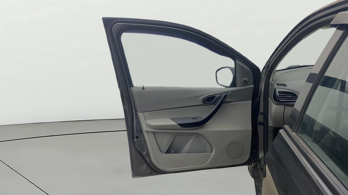 2021 Tata TIGOR XM PETROL, Petrol, Manual, 30,140 km, LHS Front Door