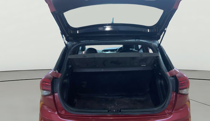 2018 Hyundai Elite i20 ASTA 1.4 CRDI DUAL TONE, Diesel, Manual, 1,14,280 km, Boot Open Zoomed View