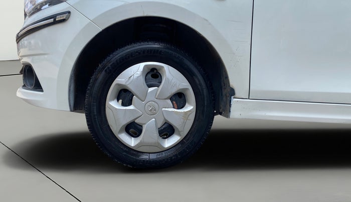 2017 Tata Tiago XT PETROL, Petrol, Manual, 27,057 km, Left Front Wheel