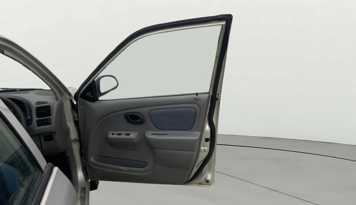 2014 Maruti Alto K10 VXI, Petrol, Manual, 65,495 km, RHS Front Door