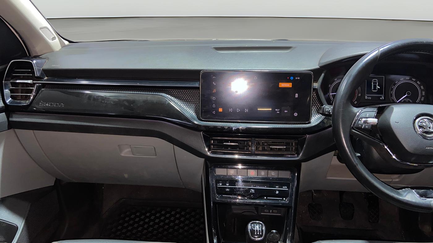 2022 Skoda KUSHAQ STYLE 1.0L TSI MT, Petrol, Manual, 97,132 km, Air Conditioner