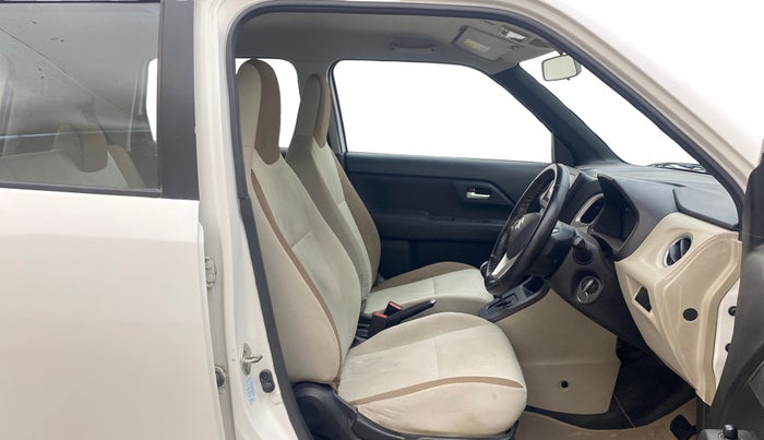 2020 Maruti New Wagon-R ZXI 1.2 AMT, Petrol, Automatic, 92,572 km, Right Side Front Door Cabin
