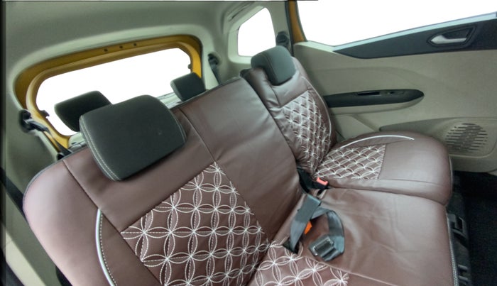 2020 Renault TRIBER RXZ AMT, Petrol, Automatic, 76,244 km, Right Side Rear Door Cabin