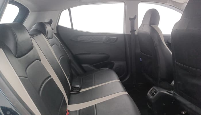 2022 Hyundai GRAND I10 NIOS MAGNA CORPORATE EDITION 1.2 KAPPA VTVT, Petrol, Manual, 18,321 km, Right Side Rear Door Cabin