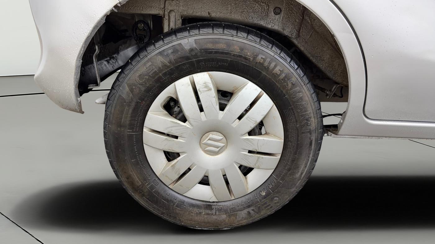 2022 Maruti Alto VXI, Petrol, Manual, 45,648 km, Right Rear Wheel