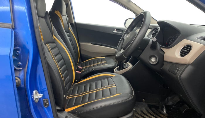 2017 Hyundai Grand i10 SPORTZ 1.2 KAPPA VTVT, Petrol, Manual, 32,676 km, Right Side Front Door Cabin