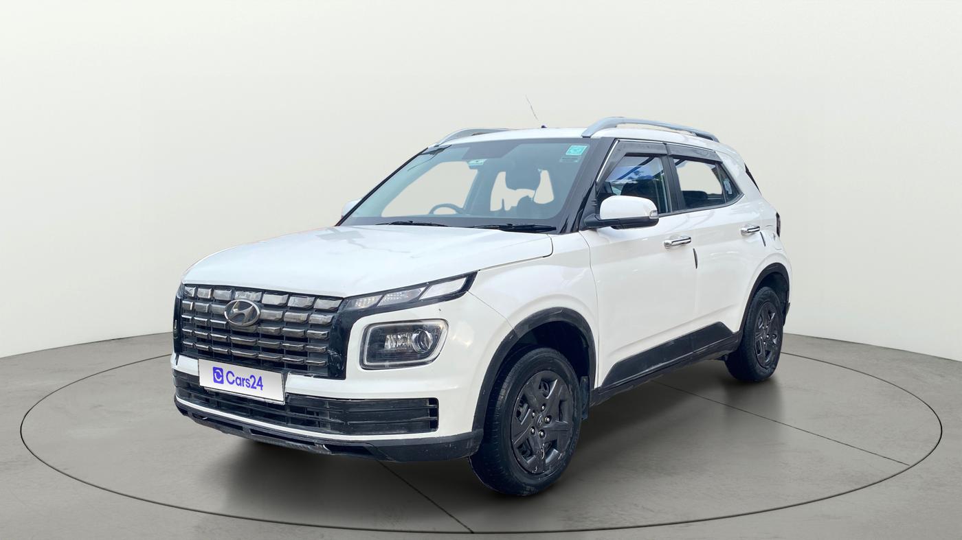 2023 Hyundai VENUE SX 1.2 PETROL, Petrol, Manual, 51,222 km, Left Front Diagonal